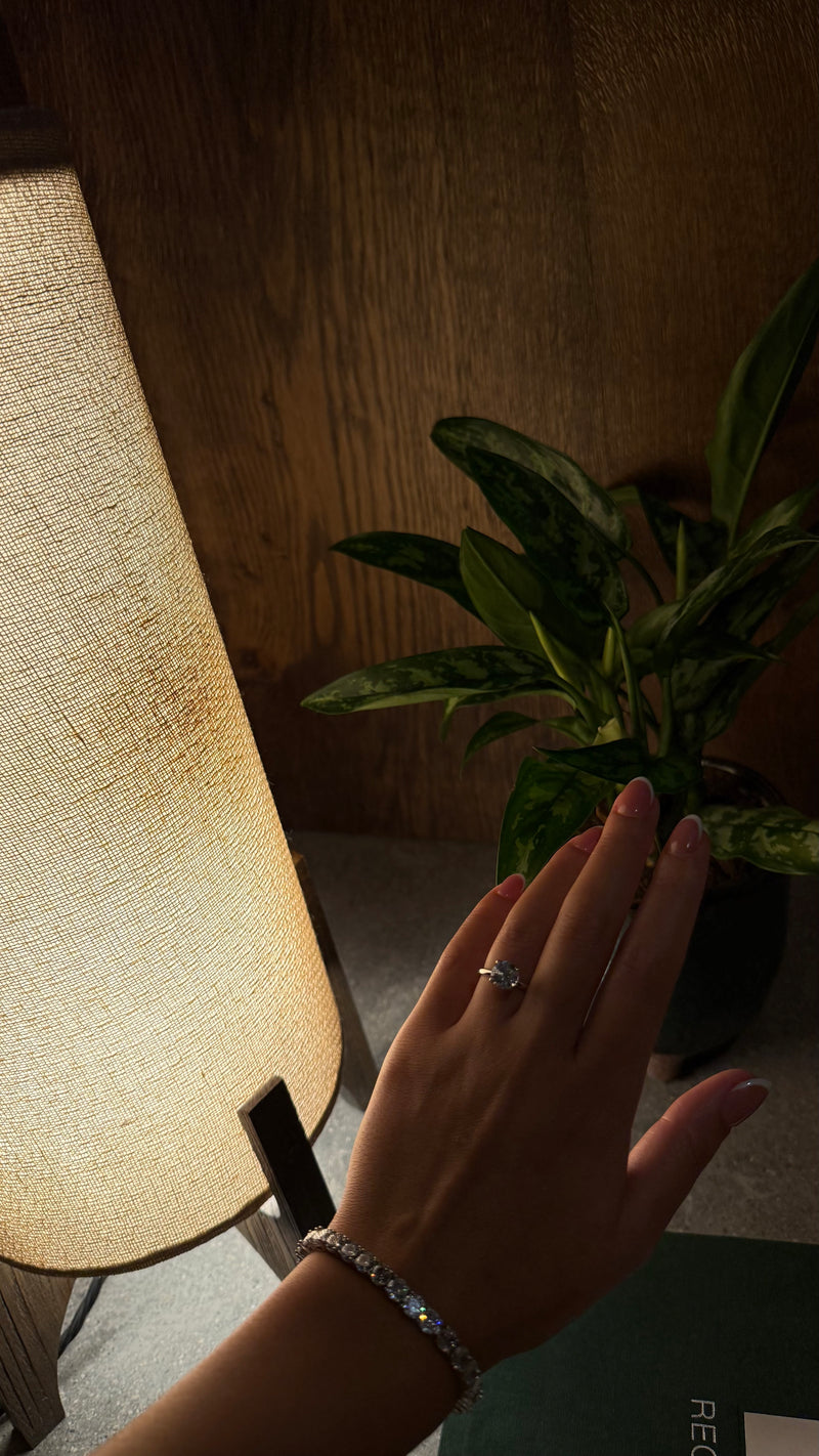 Annabelle Brilliant cut ring