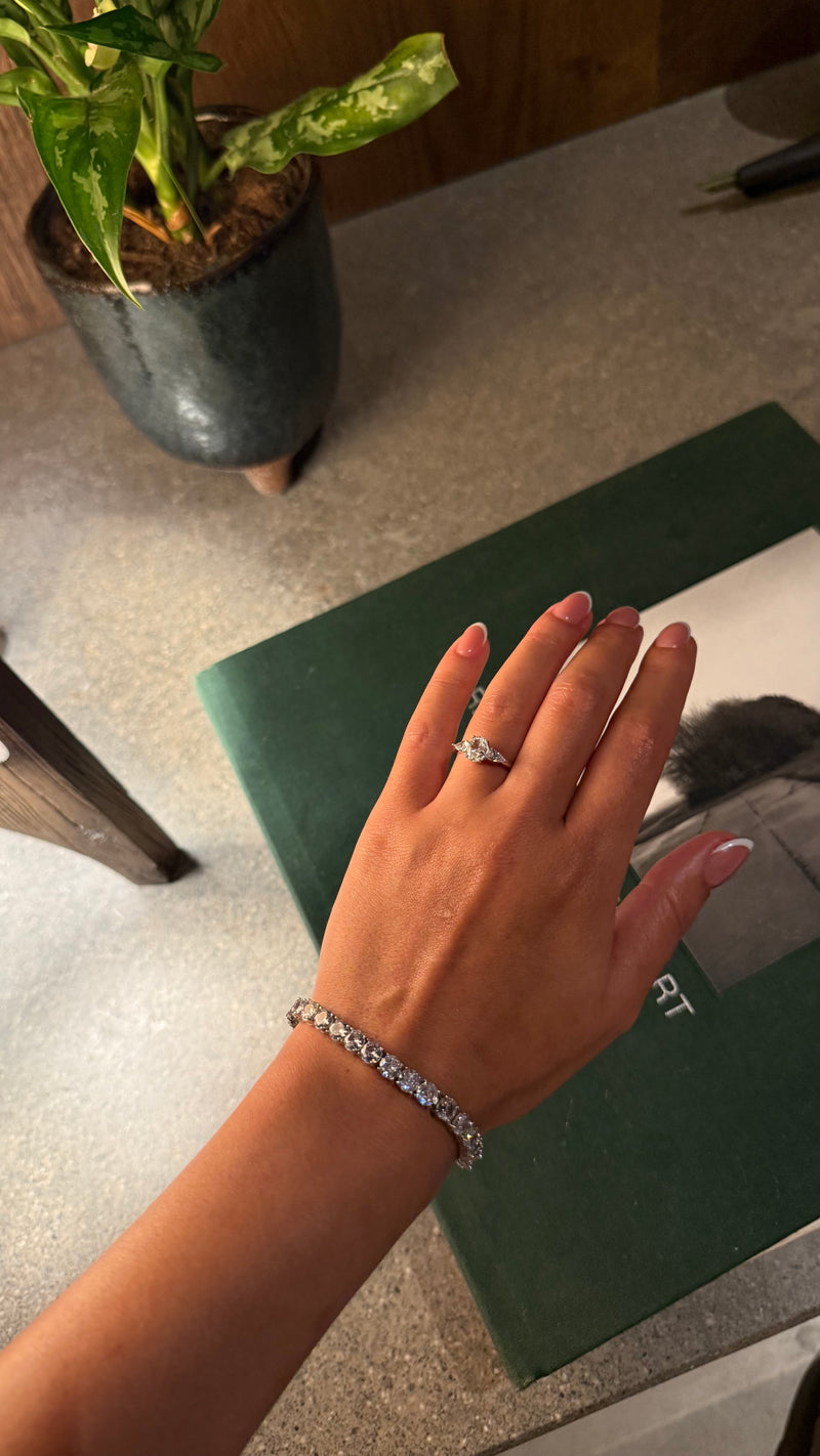 Elena Ring – Oval Cut Three-Stone Design