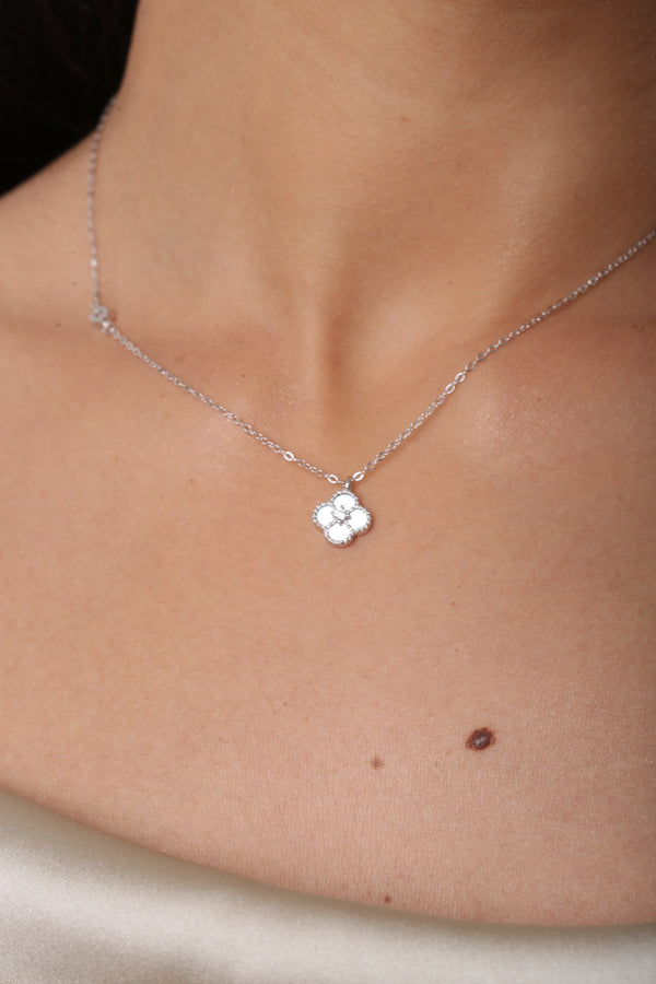 DOUBLE SIDED CLOVER NECKLACE