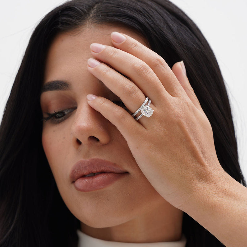 PLUSH ETERNITY BAND HALF PAVÈ