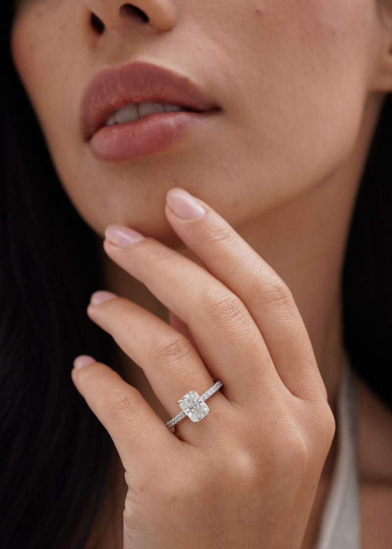 2 Carat Radiant Cut Moissanite ring