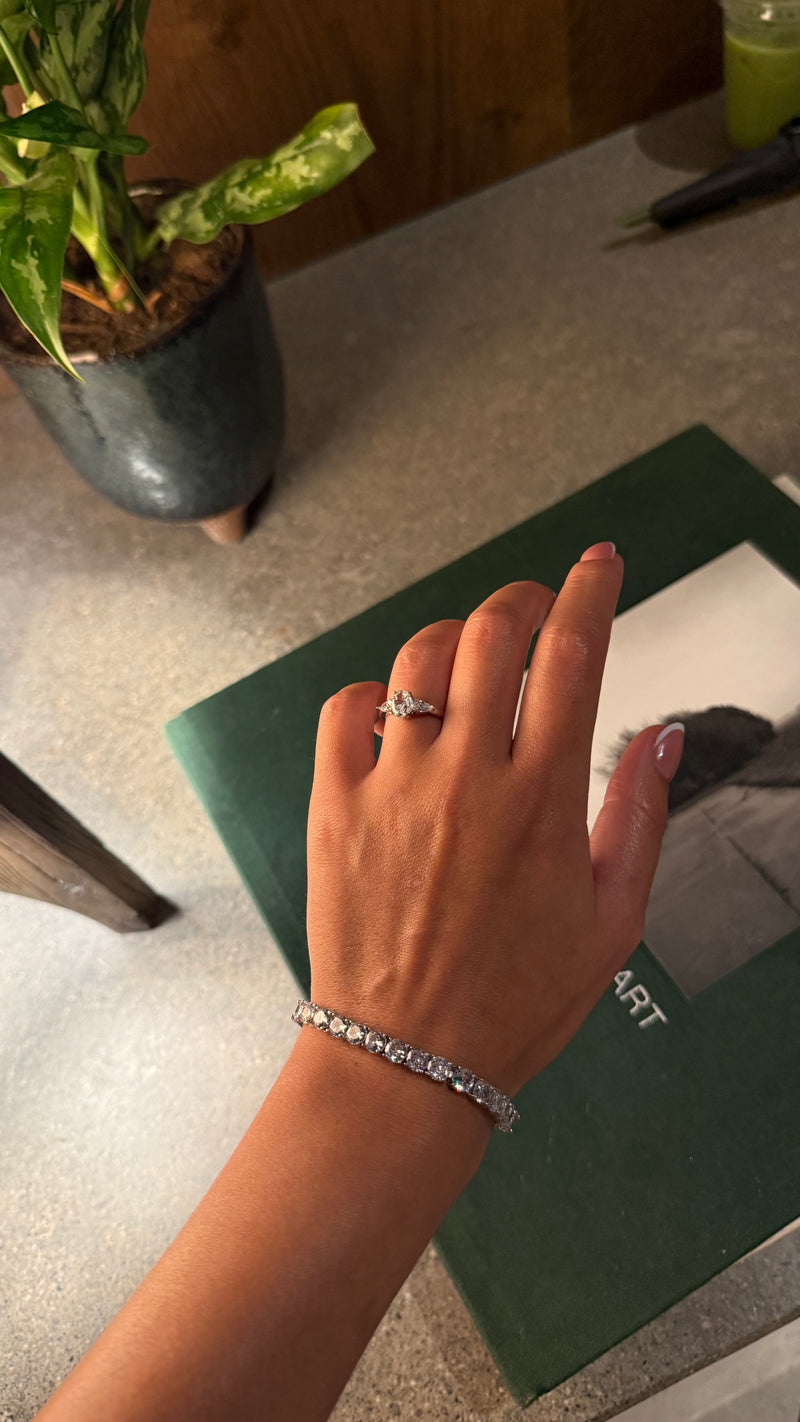 Elena Ring – Oval Cut Three-Stone Design
