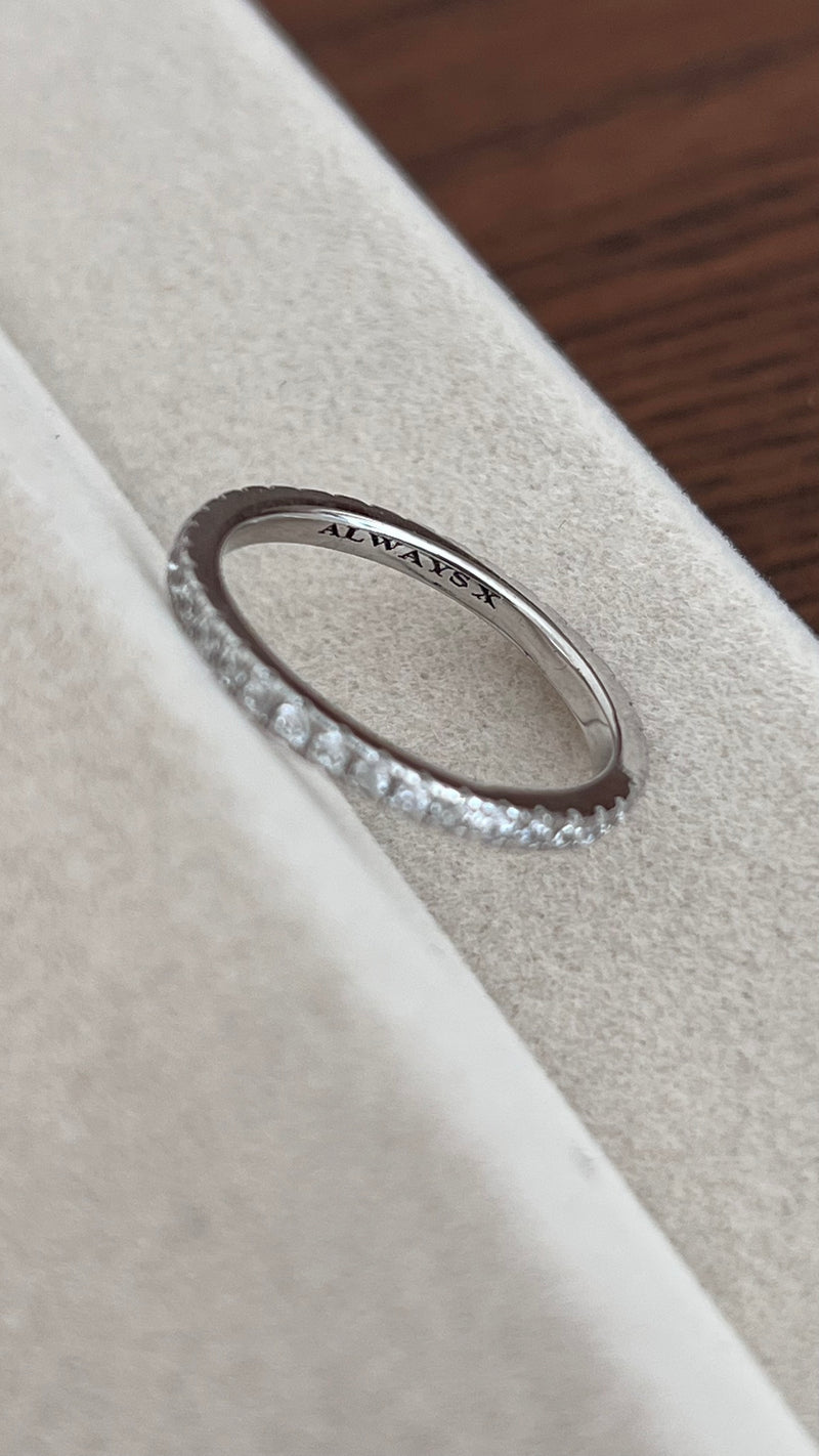 PLUSH ETERNITY BAND