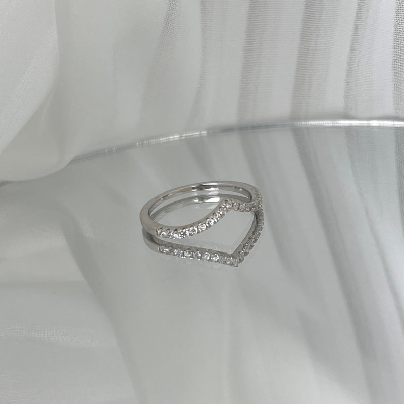 WISH BONE ETERNITY BAND