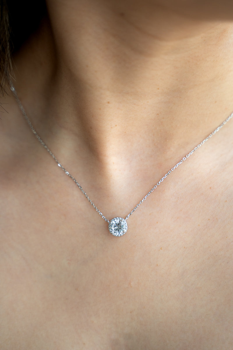 2 ct BRILLIANT DIAMOND SIMULATED NECKLACE